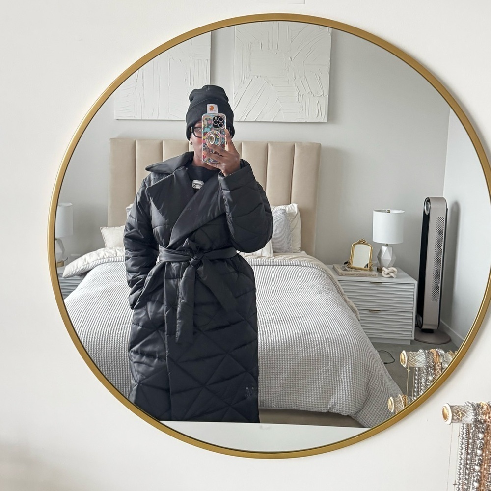 Oversized ASOS DESIGN nylon quilted maxi puffer coat in black - Picture 10 of 10
